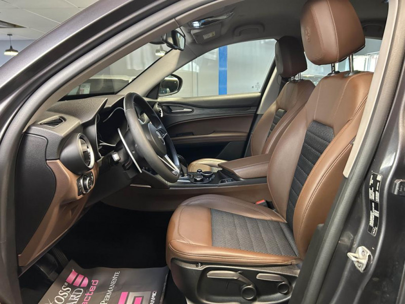 Photo 25 de l'offre de ALFA ROMEO STELVIO 2.2 DIESEL 210  Q4 SUPER AT8 à 26990€ chez MKP Distribution