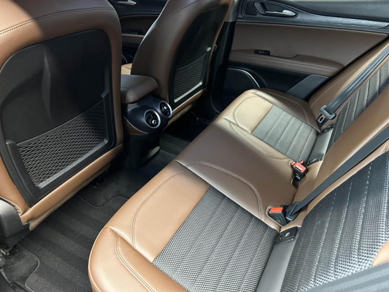 Photo 35 de l'offre de ALFA ROMEO STELVIO 2.2 DIESEL 210  Q4 SUPER AT8 à 26990€ chez MKP Distribution