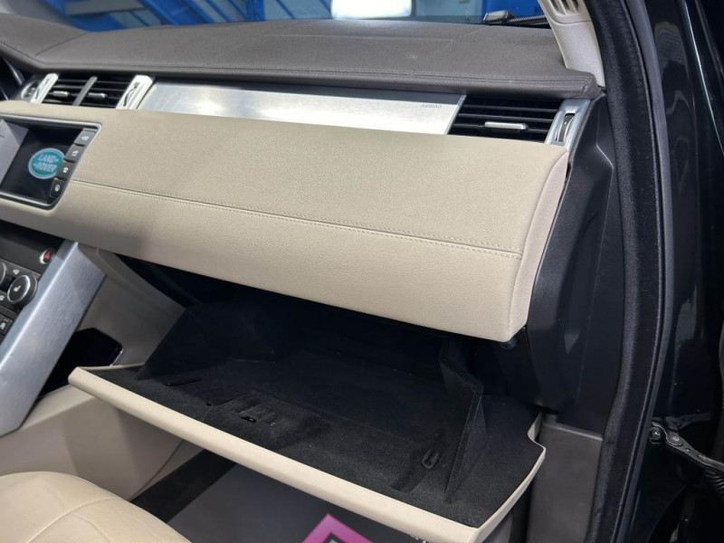 Photo 42 de l'offre de LAND-ROVER RANGE ROVER EVOQUE  2.0 150 SE  BVA  à 20990€ chez MKP Distribution