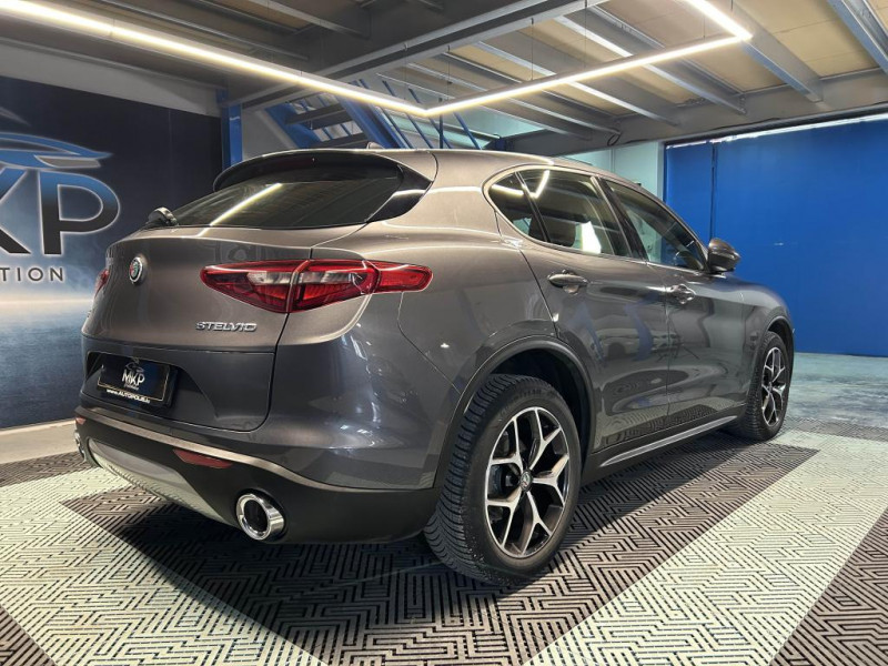 Photo 5 de l'offre de ALFA ROMEO STELVIO 2.2 DIESEL 210  Q4 SUPER AT8 à 26990€ chez MKP Distribution