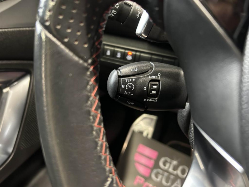Photo 16 de l'offre de PEUGEOT 308  1.6 PureTech  225 GT BVA à 17990€ chez MKP Distribution