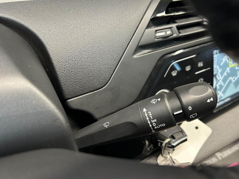 Photo 16 de l'offre de CITROEN C4 PICASSO 1.6 VTi 120 Feel BVM à 8490€ chez MKP Distribution
