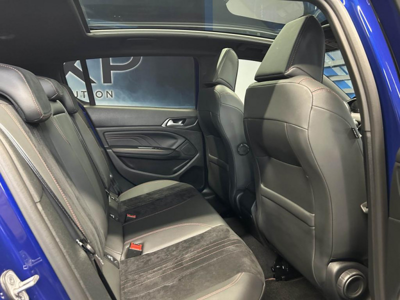 Photo 38 de l'offre de PEUGEOT 308  1.6 PureTech  225 GT BVA à 17990€ chez MKP Distribution