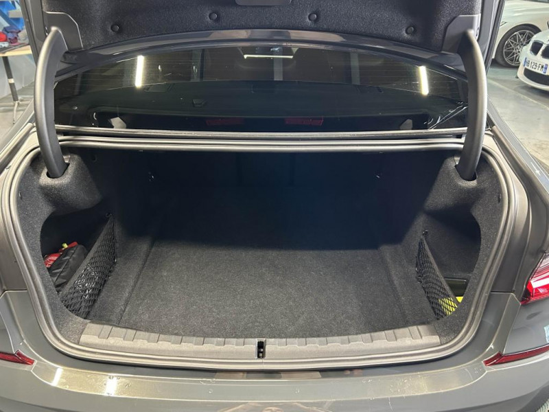 Photo 9 de l'offre de BMW SERIE 3 318da 2.0 150  G20 M Sport BVA à 27490€ chez MKP Distribution