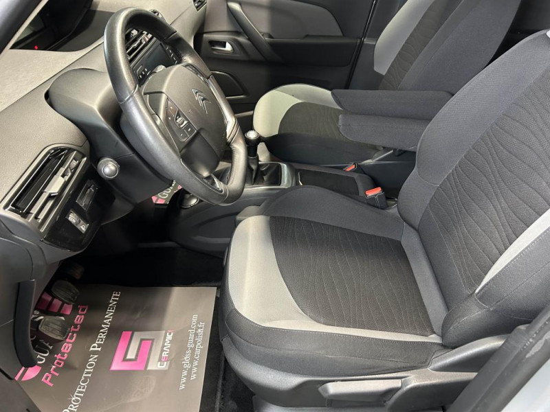Photo 26 de l'offre de CITROEN C4 PICASSO 1.6 VTi 120 Feel BVM à 8490€ chez MKP Distribution