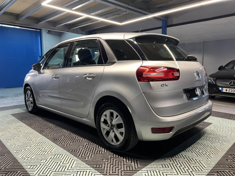 Photo 3 de l'offre de CITROEN C4 PICASSO 1.6 VTi 120 Feel BVM à 8490€ chez MKP Distribution