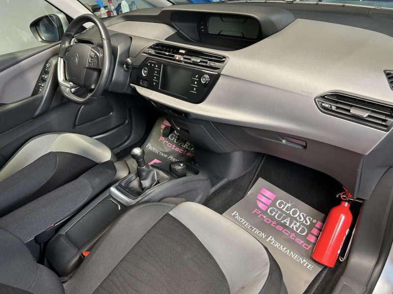Photo 39 de l'offre de CITROEN C4 PICASSO 1.6 VTi 120 Feel BVM à 8490€ chez MKP Distribution