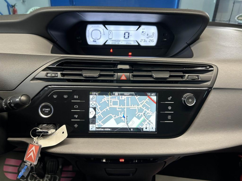 Photo 18 de l'offre de CITROEN C4 PICASSO 1.6 VTi 120 Feel BVM à 8490€ chez MKP Distribution