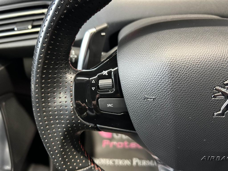 Photo 14 de l'offre de PEUGEOT 308  1.6 PureTech  225 GT BVA à 17990€ chez MKP Distribution