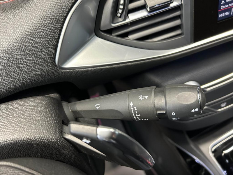 Photo 18 de l'offre de PEUGEOT 308  1.6 PureTech  225 GT BVA à 17990€ chez MKP Distribution