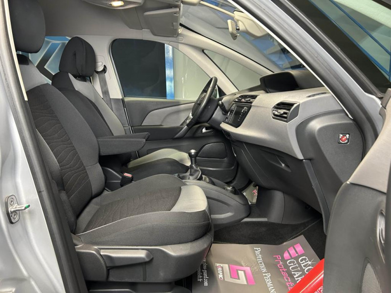 Photo 36 de l'offre de CITROEN C4 PICASSO 1.6 VTi 120 Feel BVM à 8490€ chez MKP Distribution