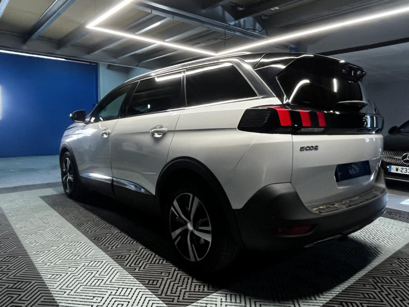 Photo 3 de l'offre de PEUGEOT 5008 1.5 BlueHDi 130 GT Line BVA 7PL à 19490€ chez MKP Distribution