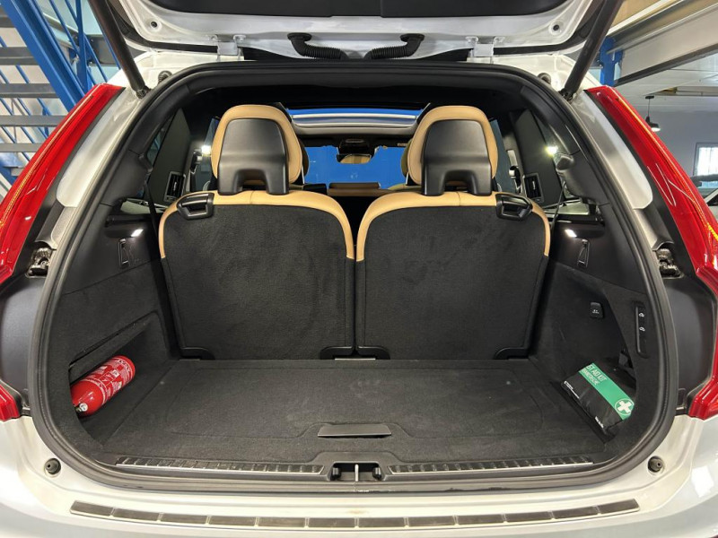 Photo 10 de l'offre de VOLVO XC90 T8 2.0 Twin Engine 407  Geartronic 7pl Inscription Luxe à 35990€ chez MKP Distribution