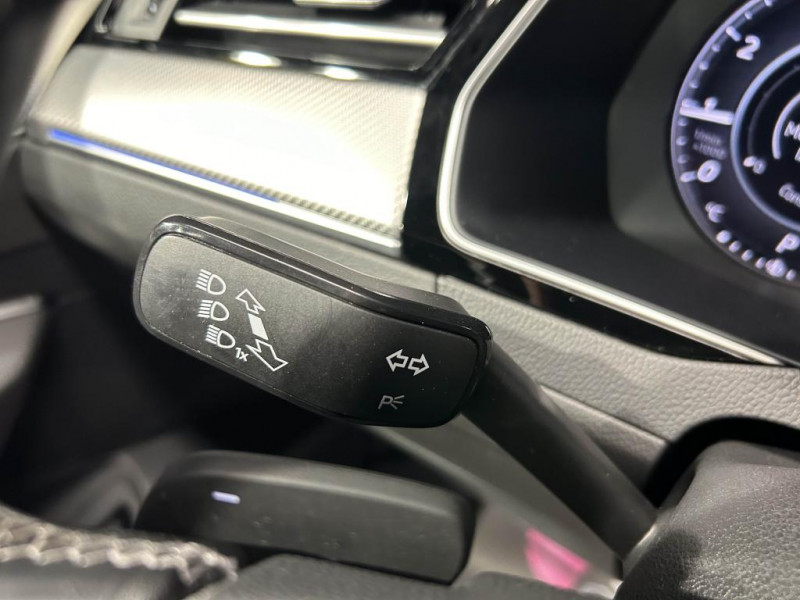Photo 17 de l'offre de VOLKSWAGEN ARTEON  1.5 TSI 150 DSG7 R-line à 22990€ chez MKP Distribution
