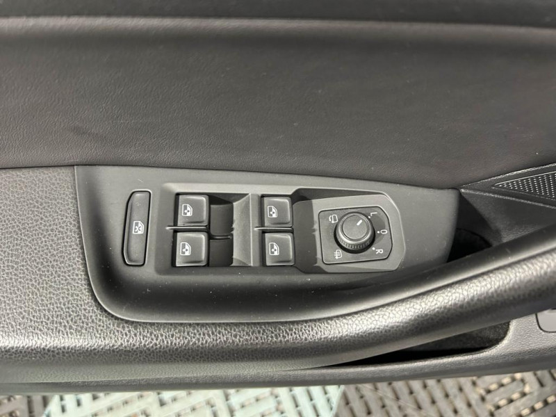 Photo 38 de l'offre de VOLKSWAGEN ARTEON  1.5 TSI 150 DSG7 R-line à 22990€ chez MKP Distribution