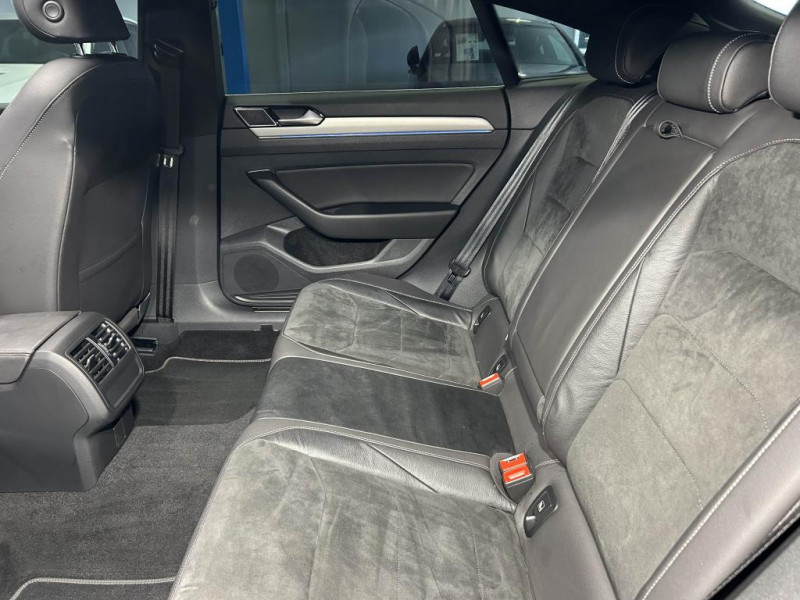 Photo 40 de l'offre de VOLKSWAGEN ARTEON  1.5 TSI 150 DSG7 R-line à 22990€ chez MKP Distribution