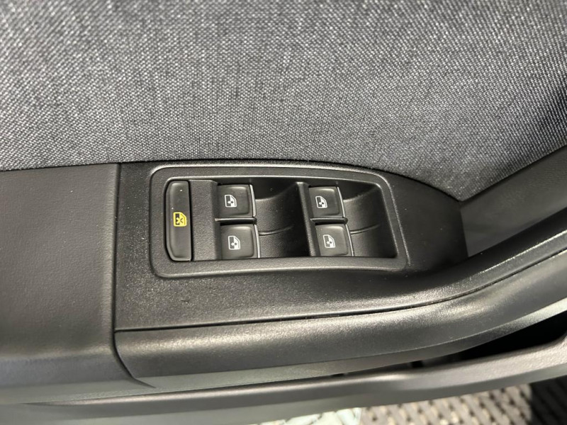 Photo 31 de l'offre de SEAT ATECA (2) 1.5 TSI 150 Style BVM à 19990€ chez MKP Distribution