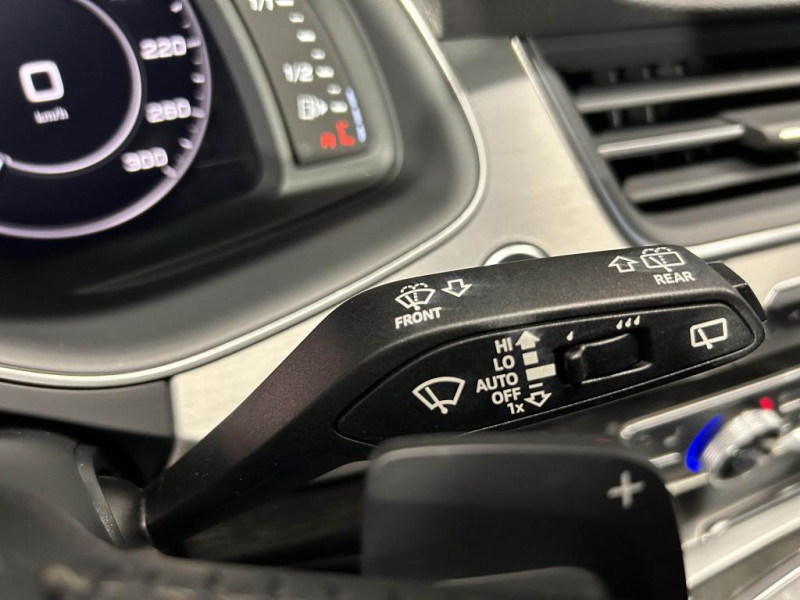 Photo 17 de l'offre de AUDI Q7  3.0 TDI e-tron 373 AMBITION LUXE Quattro Tiptronic à 35490€ chez MKP Distribution