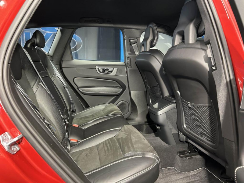 Photo 35 de l'offre de VOLVO XC60  D4 AdBlue 2.0 190  R-Design Geartronic à 29990€ chez MKP Distribution