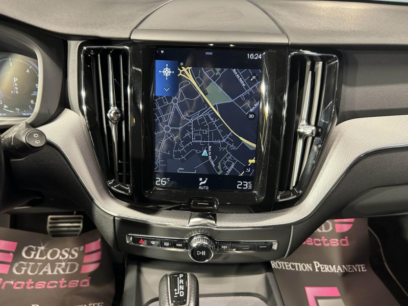 Photo 23 de l'offre de VOLVO XC60  D4 AdBlue 2.0 190  R-Design Geartronic à 29990€ chez MKP Distribution