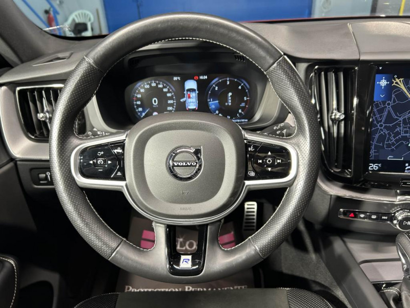 Photo 14 de l'offre de VOLVO XC60  D4 AdBlue 2.0 190  R-Design Geartronic à 29990€ chez MKP Distribution
