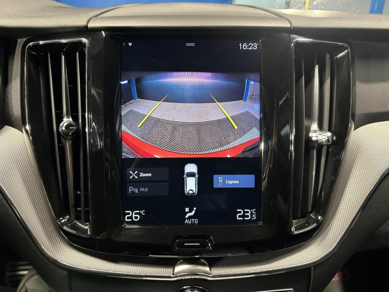 Photo 20 de l'offre de VOLVO XC60  D4 AdBlue 2.0 190  R-Design Geartronic à 29990€ chez MKP Distribution