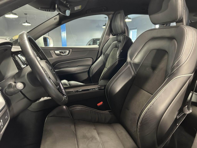 Photo 28 de l'offre de VOLVO XC60  D4 AdBlue 2.0 190  R-Design Geartronic à 29990€ chez MKP Distribution