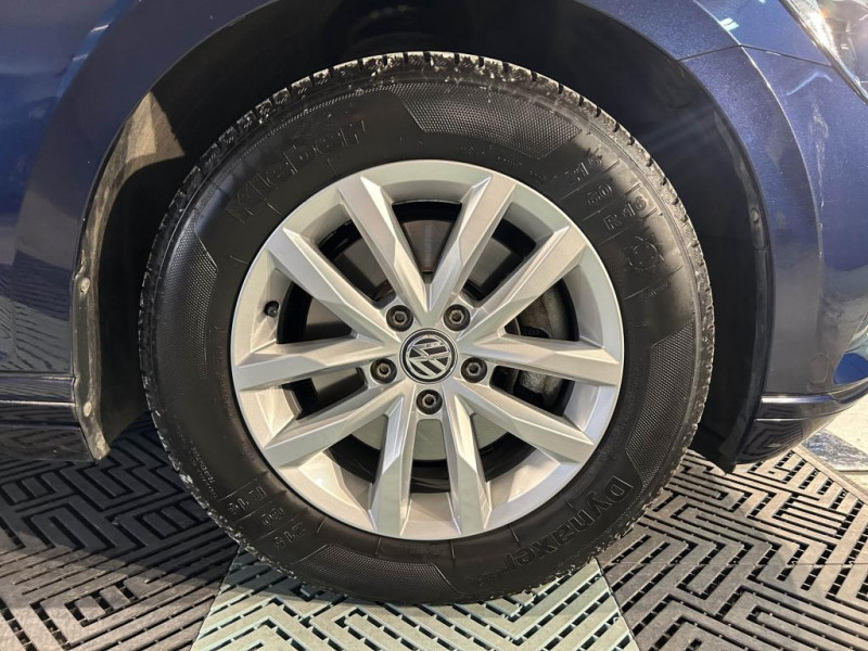 Photo 48 de l'offre de VOLKSWAGEN PASSAT 1.4 TSI 125 Confortline BVM à 14490€ chez MKP Distribution