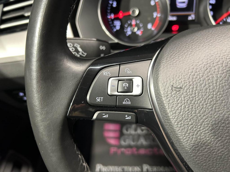Photo 16 de l'offre de VOLKSWAGEN PASSAT 1.4 TSI 125 Confortline BVM à 14490€ chez MKP Distribution