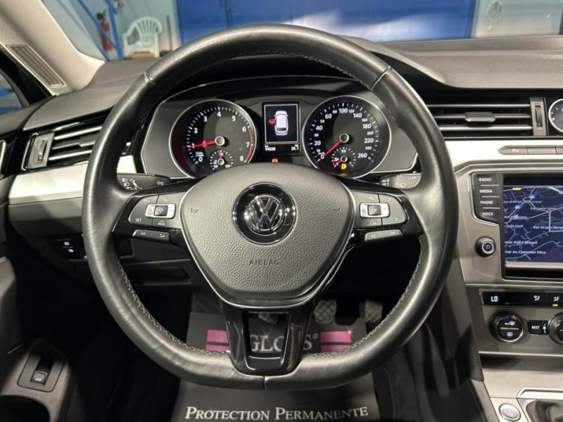 Photo 15 de l'offre de VOLKSWAGEN PASSAT 1.4 TSI 125 Confortline BVM à 14490€ chez MKP Distribution