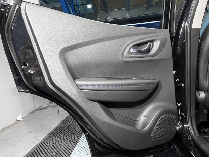 Photo 37 de l'offre de RENAULT KADJAR 1.2 TCe 130 Energy S-Edition EDC à 16990€ chez MKP Distribution
