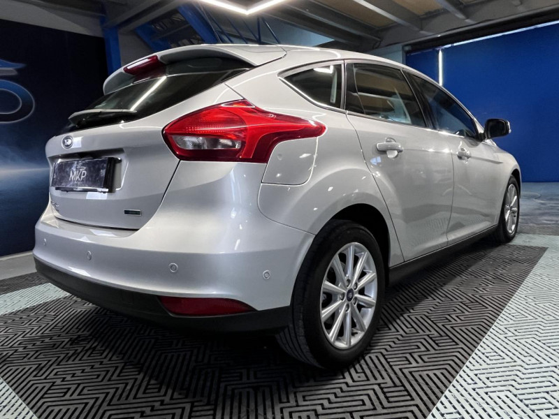 Photo 5 de l'offre de FORD FOCUS 1.0 Ecoboost 125 Titanium BVM à 9490€ chez MKP Distribution