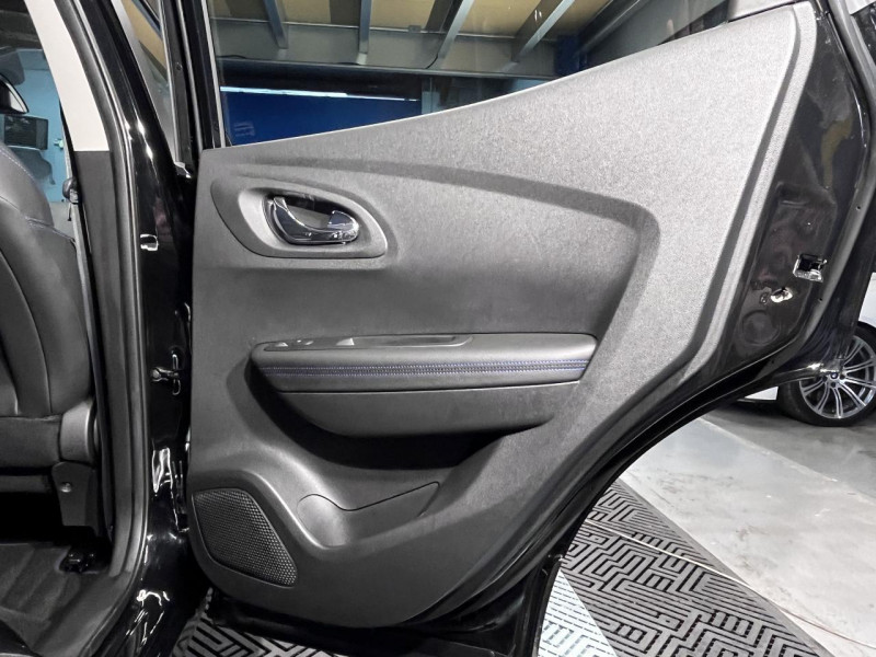 Photo 40 de l'offre de RENAULT KADJAR 1.2 TCe 130 Energy S-Edition EDC à 16990€ chez MKP Distribution