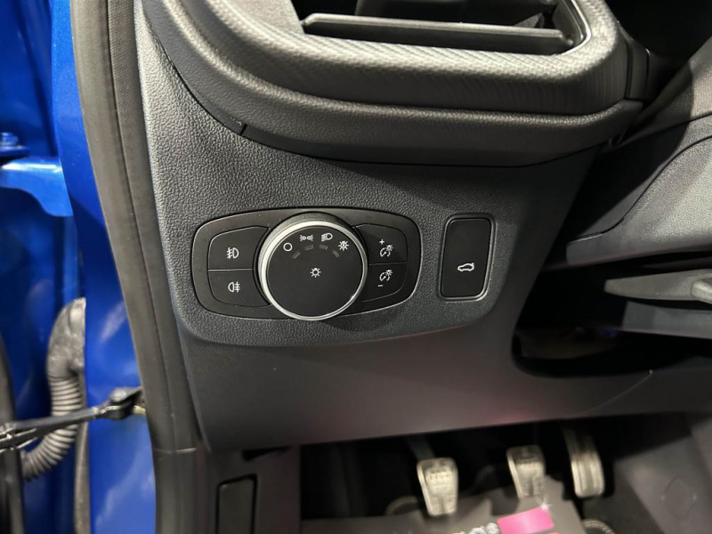 Photo 19 de l'offre de FORD PUMA  1.5 EcoBoost 200 ST BVM6  à 26490€ chez MKP Distribution