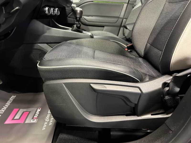 Photo 26 de l'offre de RENAULT CAPTUR 1.5 DCi 115 INTENS BVM  à 15990€ chez MKP Distribution