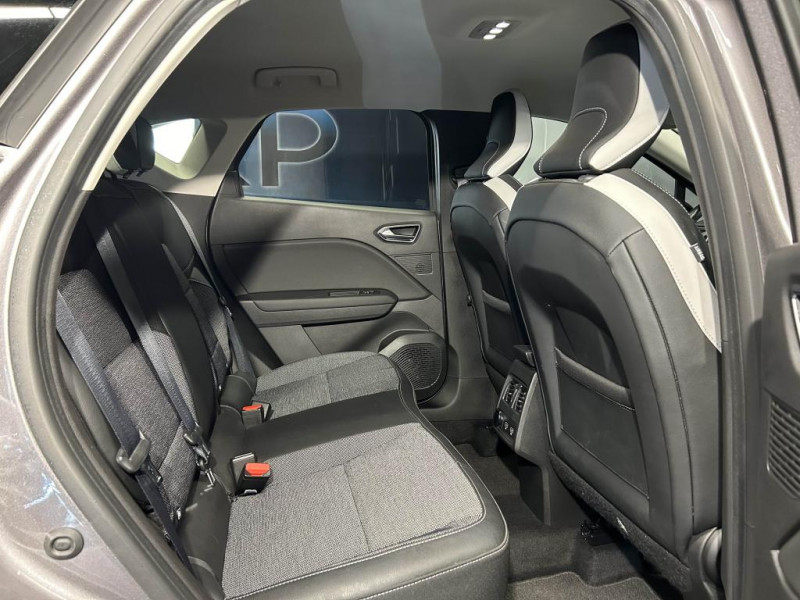 Photo 32 de l'offre de RENAULT CAPTUR 1.5 DCi 115 INTENS BVM  à 15990€ chez MKP Distribution