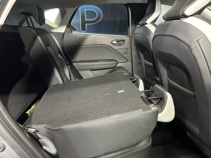 Photo 34 de l'offre de RENAULT CAPTUR 1.5 DCi 115 INTENS BVM  à 15990€ chez MKP Distribution