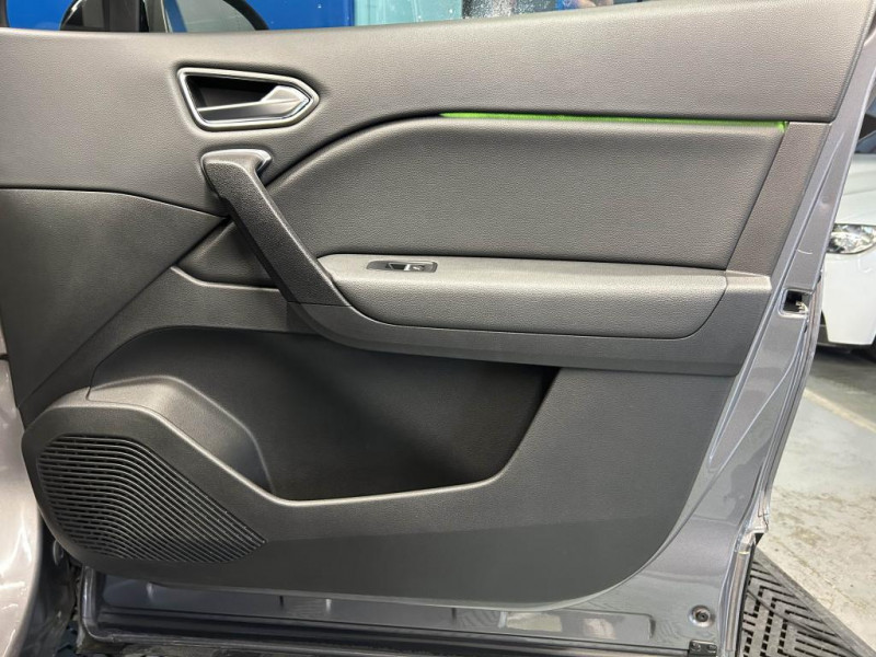 Photo 39 de l'offre de RENAULT CAPTUR 1.5 DCi 115 INTENS BVM  à 15990€ chez MKP Distribution