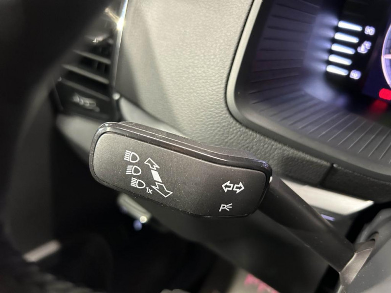 Photo 16 de l'offre de SKODA KAROQ  2.0 TDI SCR - 150 - BV DSG7 4x4  Style à 20990€ chez MKP Distribution