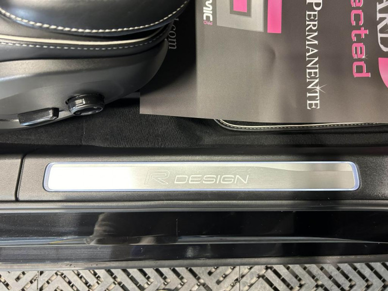 Photo 40 de l'offre de VOLVO V90  D4 2.0 190 Geartronic 8 R-Design  à 27990€ chez MKP Distribution