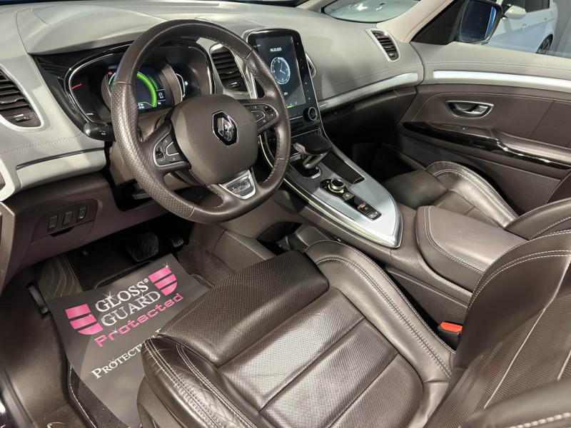 Photo 29 de l'offre de RENAULT ESPACE 1.8 Tce 225 Energy Initiale Paris EDC 7 places à 23990€ chez MKP Distribution
