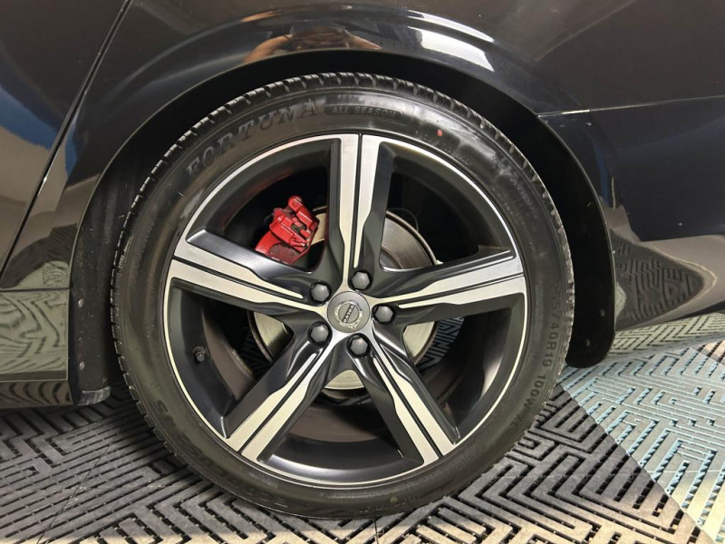 Photo 46 de l'offre de VOLVO V90  D4 2.0 190 Geartronic 8 R-Design  à 27990€ chez MKP Distribution