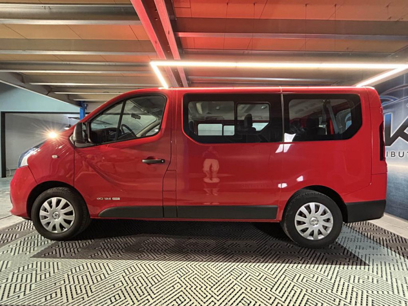 Photo 2 de l'offre de RENAULT TRAFIC Combi L1 1.6 dCi 125 Energy Zen 8 places  à 20490€ chez MKP Distribution