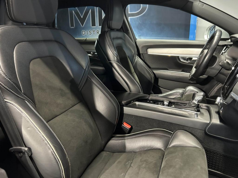 Photo 38 de l'offre de VOLVO V90  D4 2.0 190 Geartronic 8 R-Design  à 27990€ chez MKP Distribution
