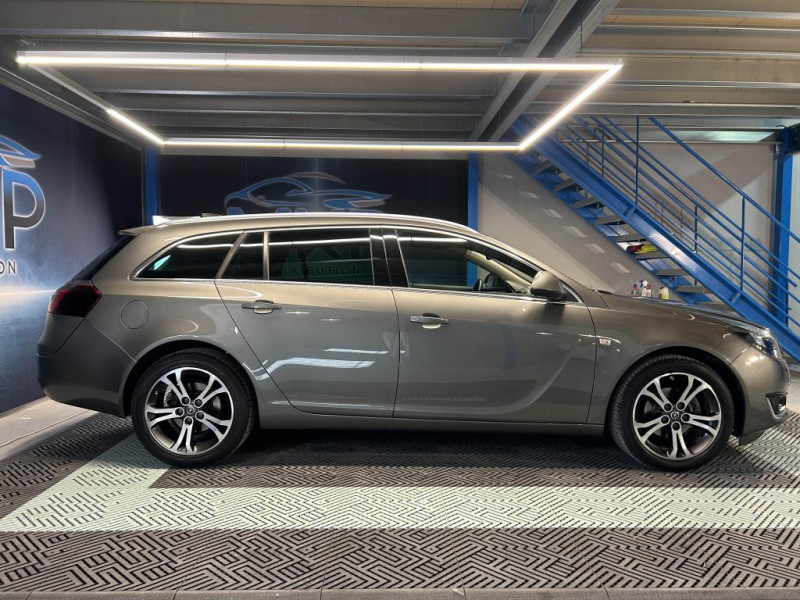 Photo 6 de l'offre de OPEL INSIGNIA Sports Tourer 1.6 CDTI 136  Elite BVA à 12490€ chez MKP Distribution