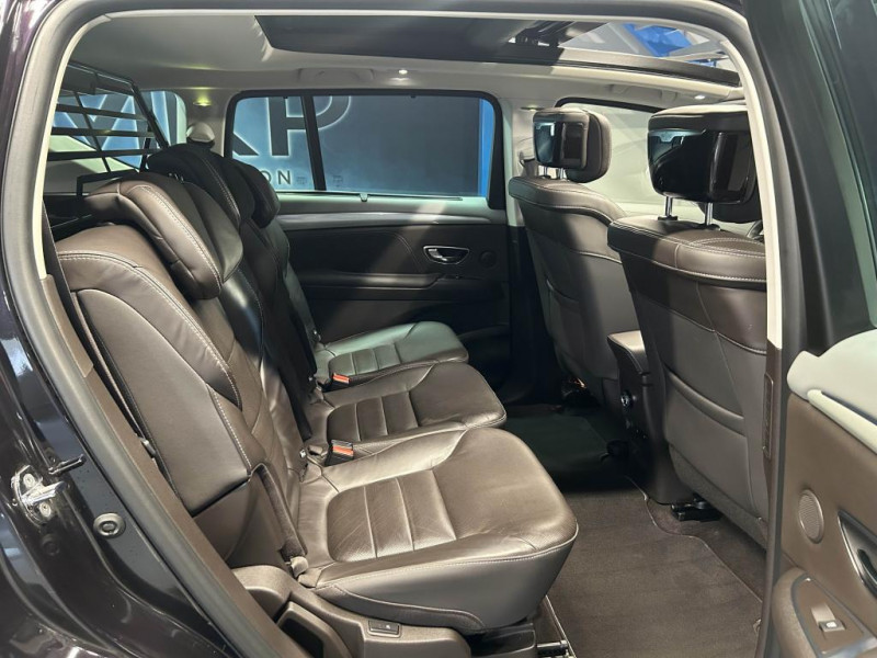 Photo 37 de l'offre de RENAULT ESPACE 1.8 Tce 225 Energy Initiale Paris EDC 7 places à 23990€ chez MKP Distribution