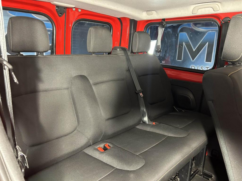 Photo 28 de l'offre de RENAULT TRAFIC Combi L1 1.6 dCi 125 Energy Zen 8 places  à 20490€ chez MKP Distribution