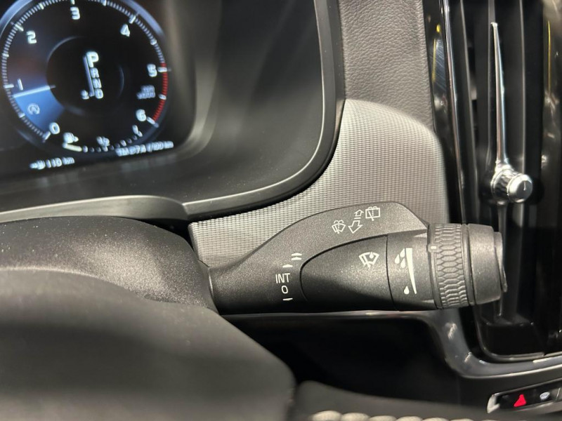 Photo 18 de l'offre de VOLVO V90  D4 2.0 190 Geartronic 8 R-Design  à 27990€ chez MKP Distribution
