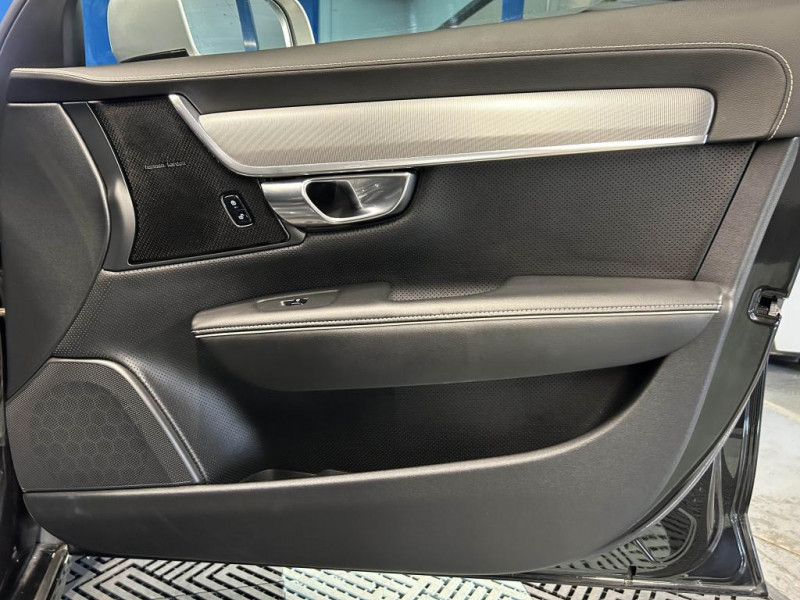 Photo 41 de l'offre de VOLVO V90  D4 2.0 190 Geartronic 8 R-Design  à 27990€ chez MKP Distribution