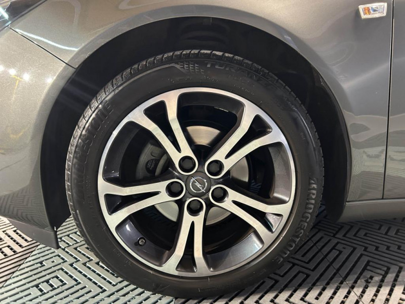 Photo 43 de l'offre de OPEL INSIGNIA Sports Tourer 1.6 CDTI 136  Elite BVA à 12490€ chez MKP Distribution